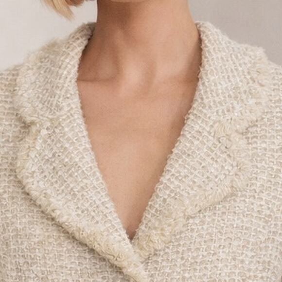 St. John Tweed Fringe Knit Rose Button Front Shoulder Pad Tailored Blazer Jacket - Picture 6 of 9